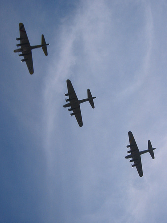B-17s overhead