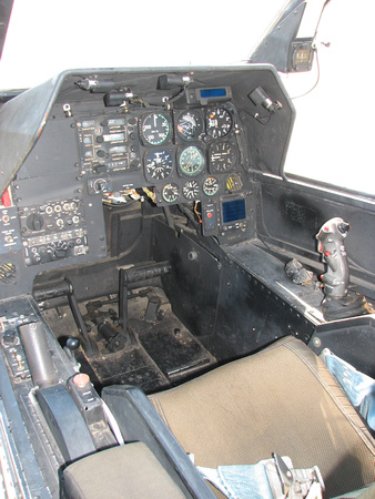 AH-1 Front Cockpit